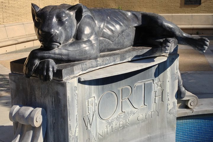 Explore Fort Worth on a scavenger Hunt
